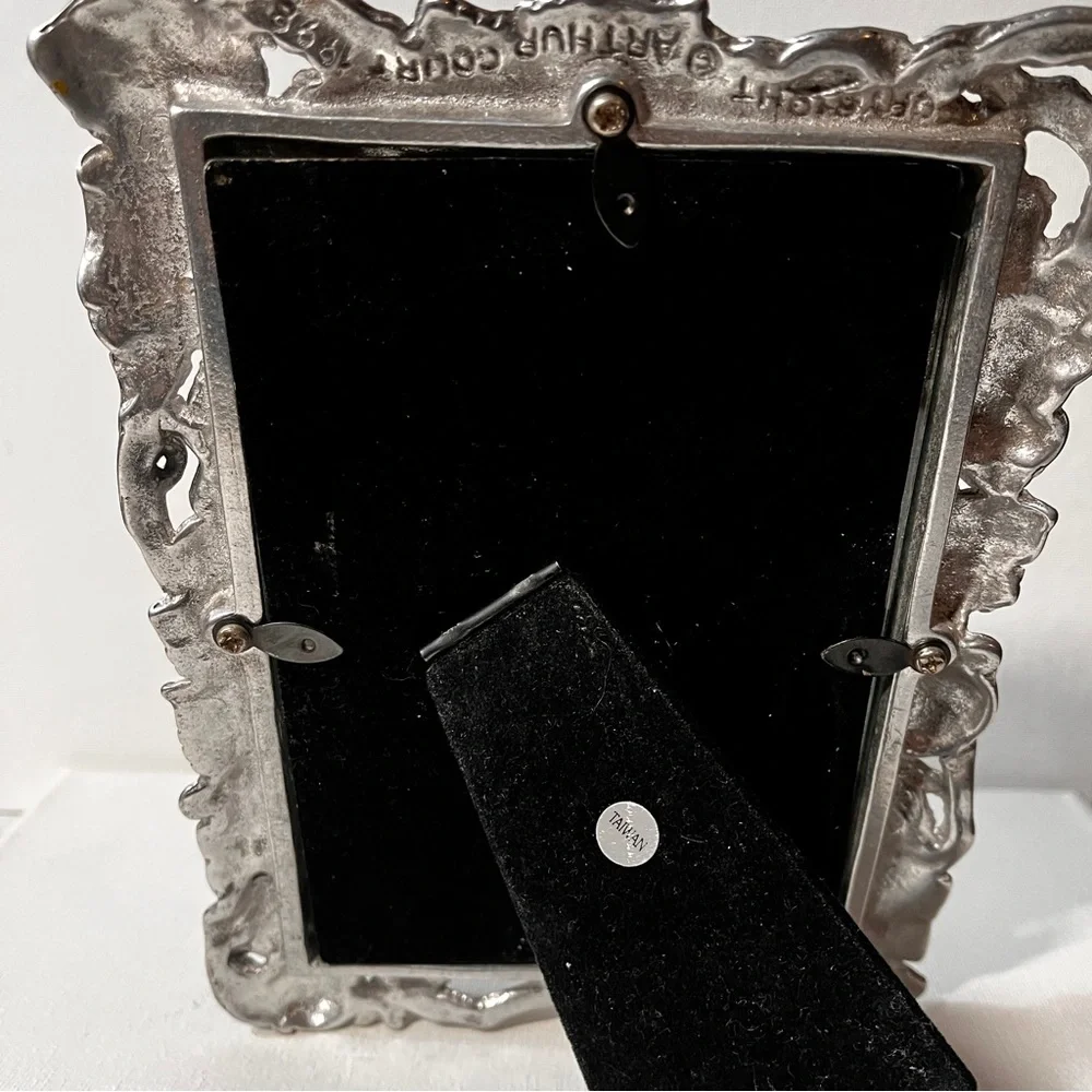 Arthur Court Signed Bunny Rabbits Metal Picture Frame 1995 Pewter Silver-tone